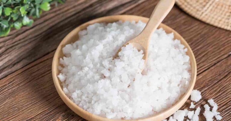 7 Ways Epsom Salt Can Be Used