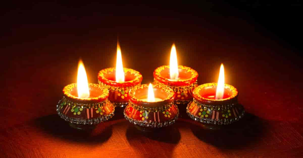 Transform Your Diwali Diya into Festive Fragrance Havens