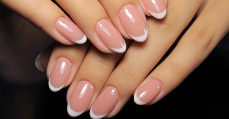 strengthen_your_nails_after_removing_nail_polish